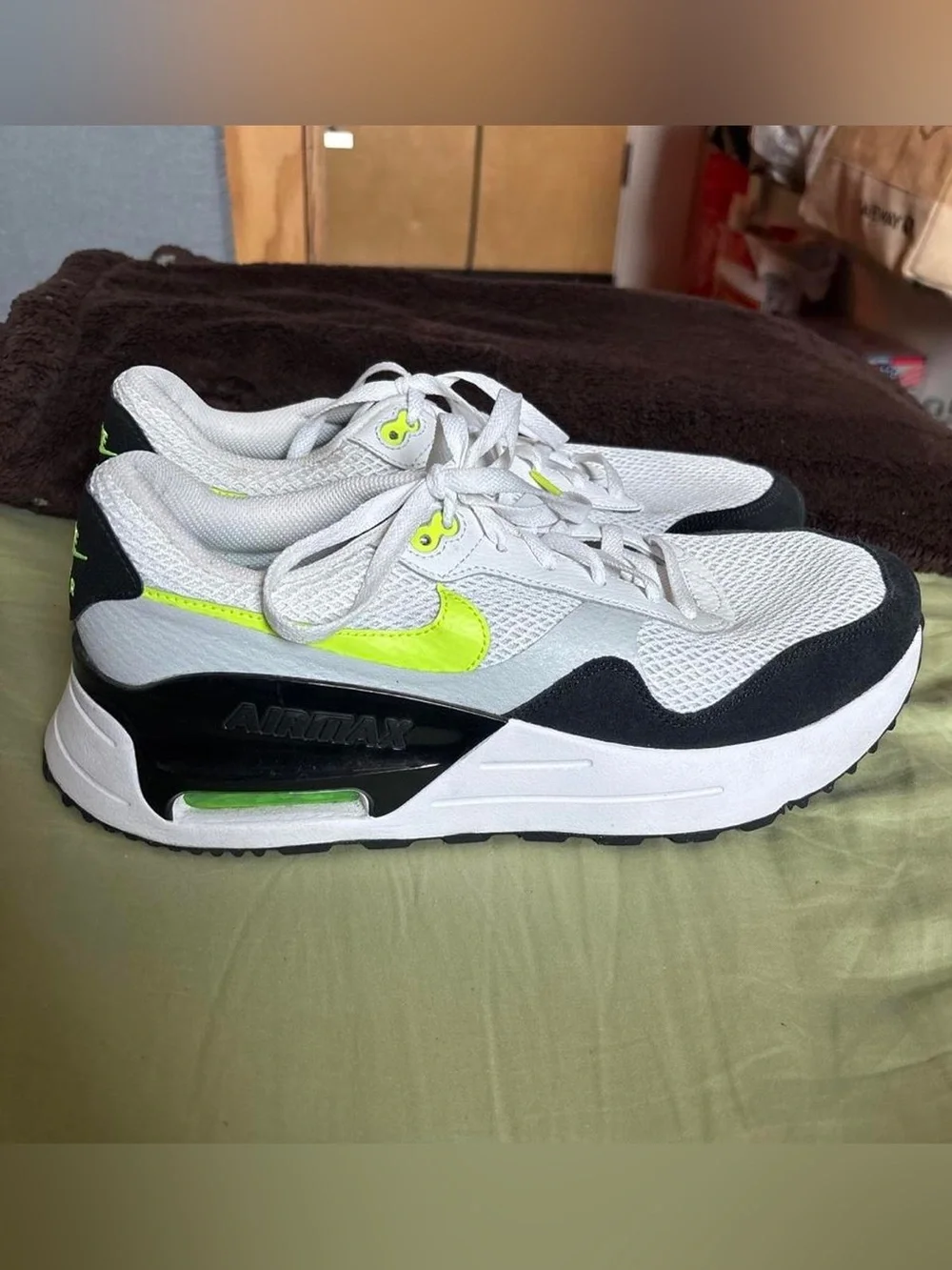 NIKE AIR MAX SYSTM White Black Volt Running Sneakers
